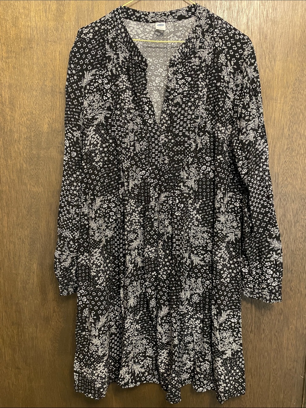Black & White Floral Bandana Print Long Sleeve Dress